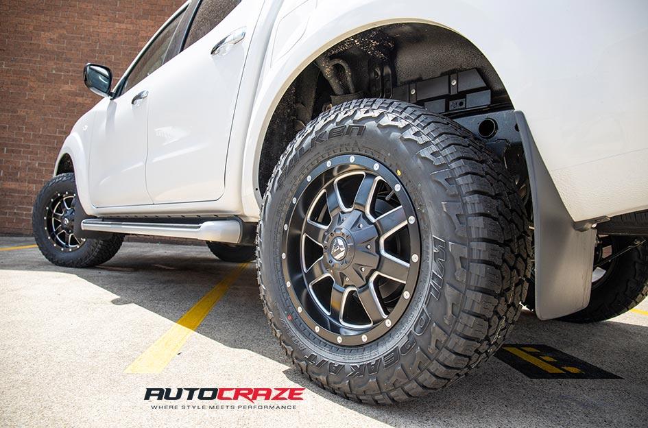 NISSAN NAVARA MAVERICK GLOSS BLACK MILLED ACCENTS